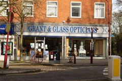 Opticien Grant & Glass Opticians
