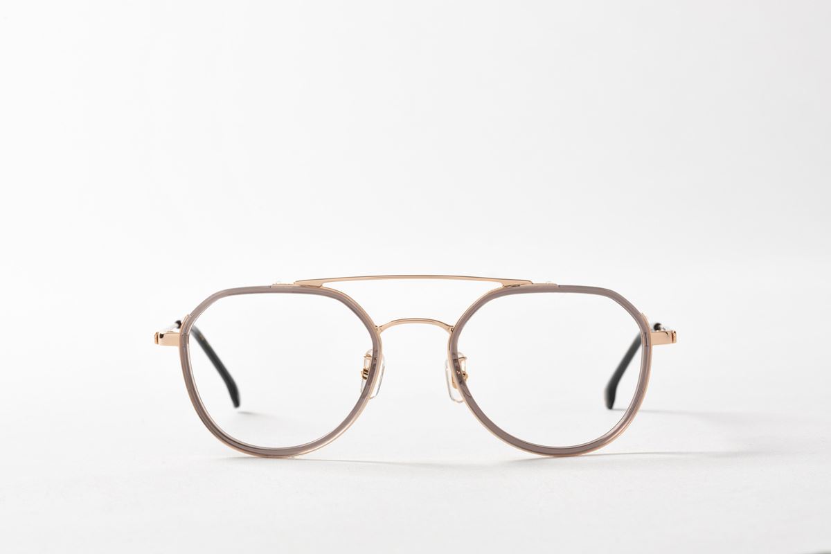Carrera-Mon-07