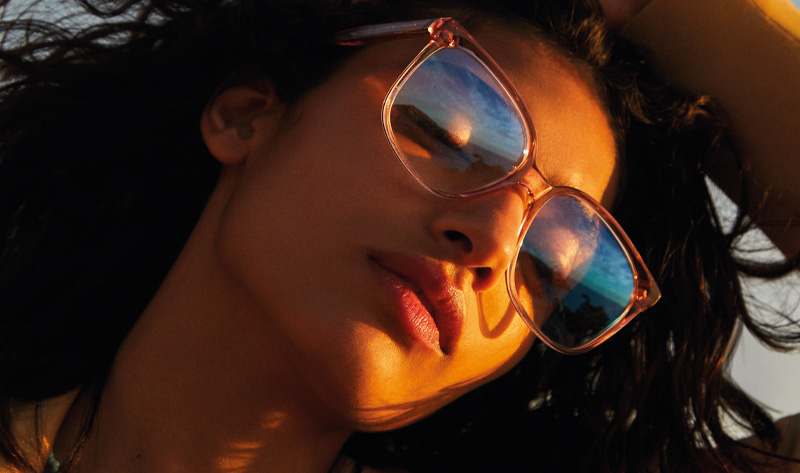 The sun on your face with Scotch & Soda