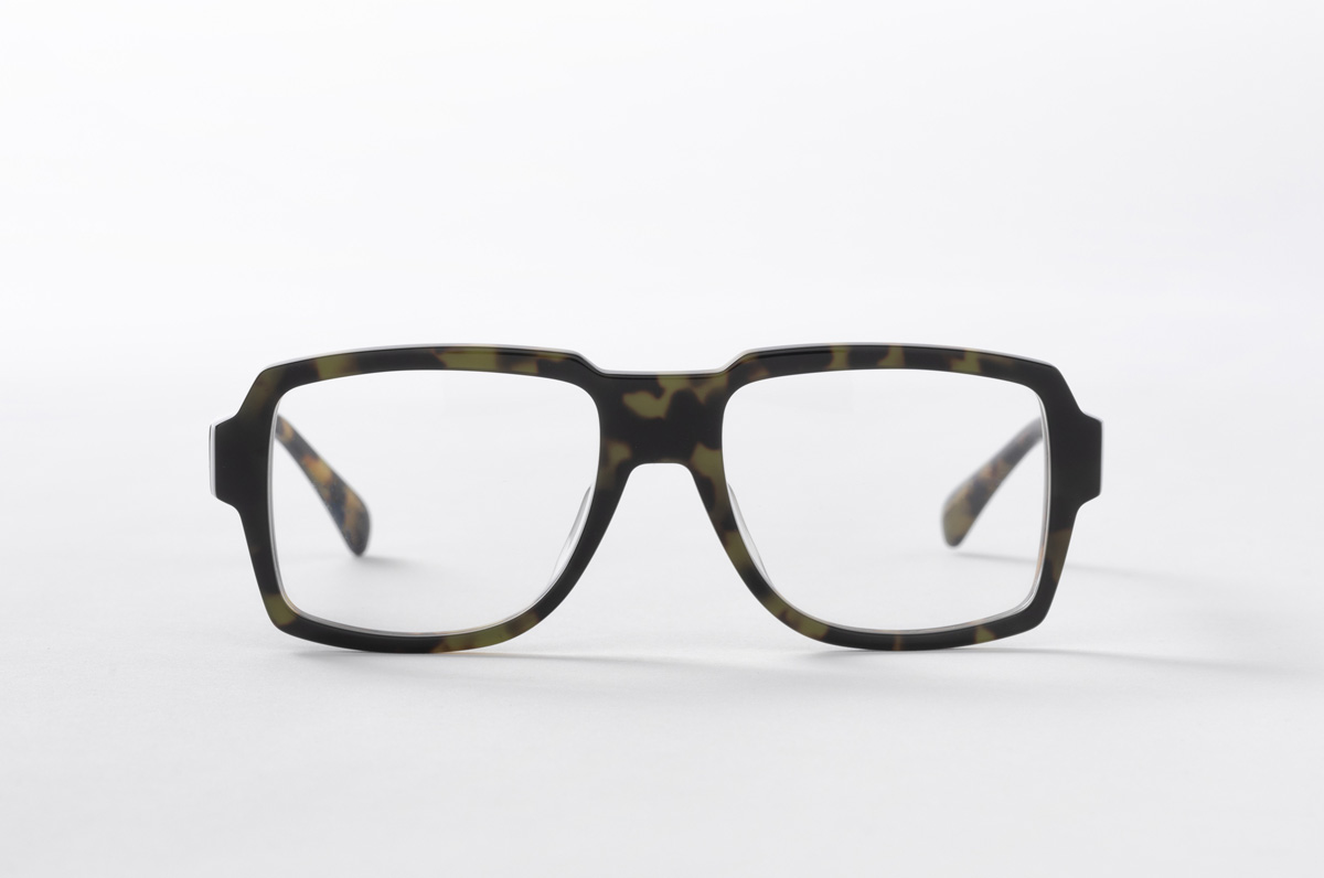 AM-Eyewear-22-M-03