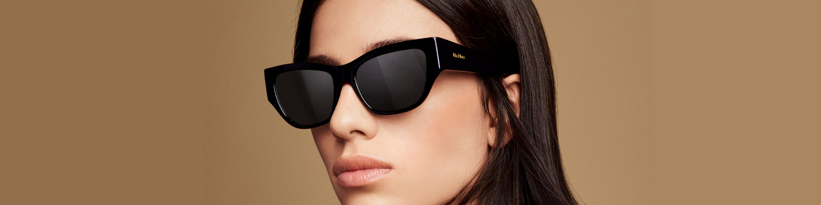 De nieuwe monturen en zonnebrillen van Max Mara zijn echte fashion statements