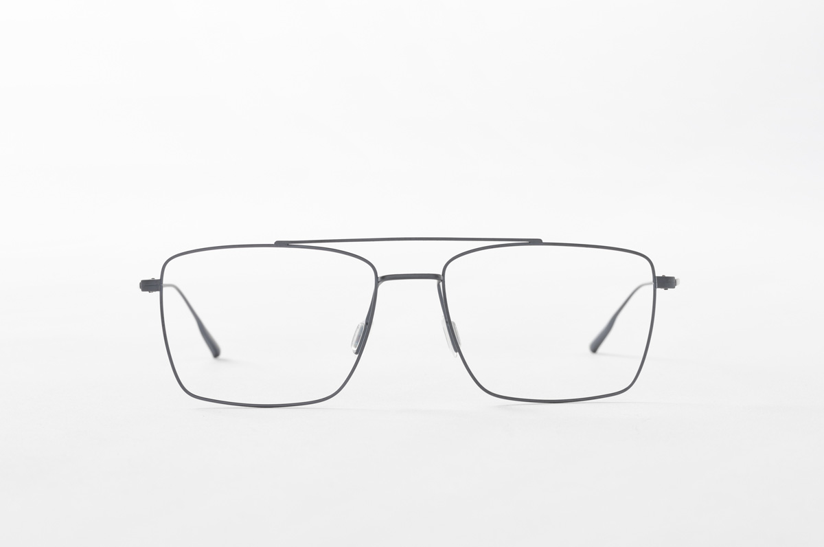 PORSCHE-DESIGN-21-G-10