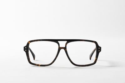 AM-Eyewear-M-01