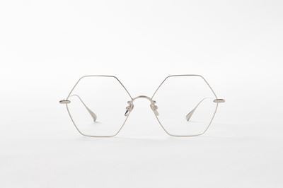 Eque.M-mon-09