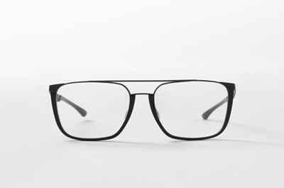 PORSCHE-DESIGN-22-M-02